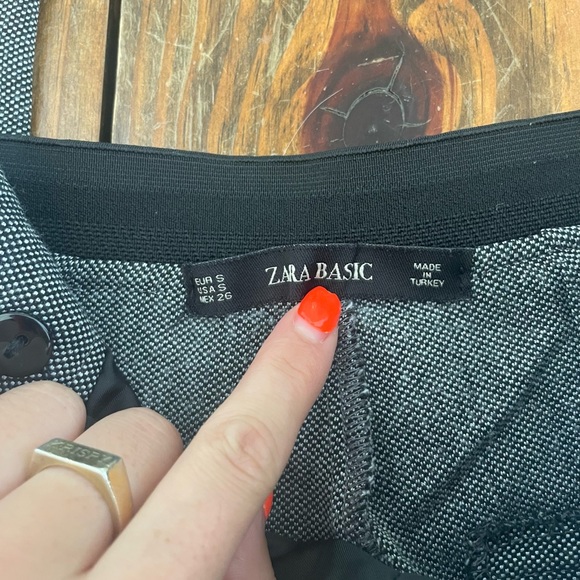 Zara Gray Pants with Red and White Stripes - Picture 7 of 7